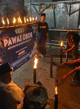 Tradisi pawai obor di Desa Winong